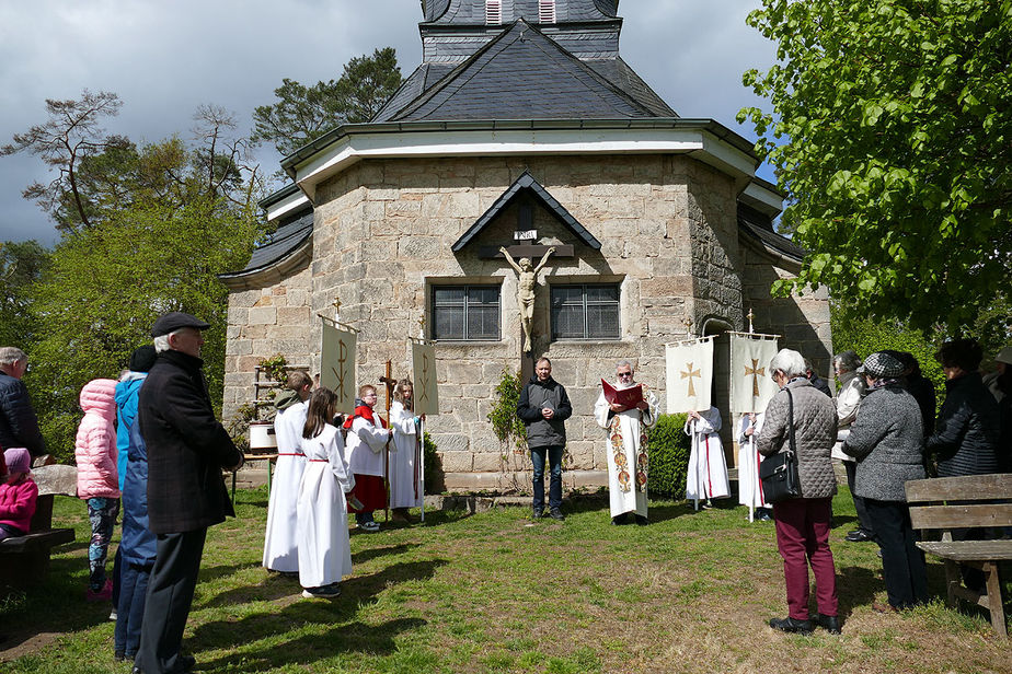 Bittprozession an der Weingartenkapelle